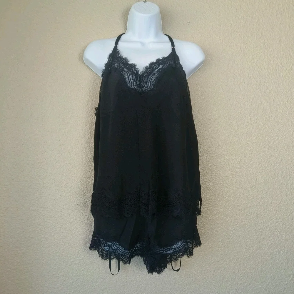 INC satin pajama set with lace trim, black, size L. Women's lingerie, shorts/Top